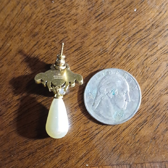 Elegant Gold and Cream Bee Earrings - Picture 6 of 8